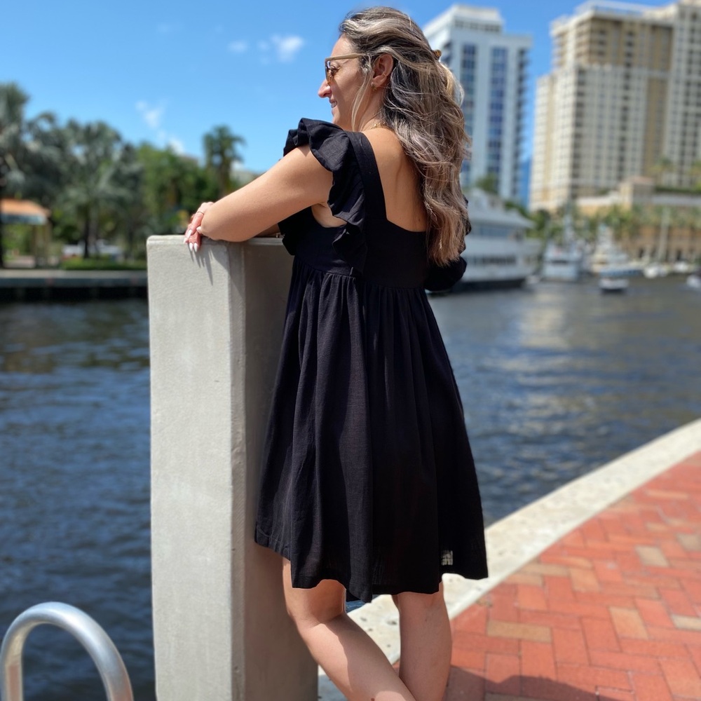 Elegant Black Ruffle Dress - Picture 8 of 9
